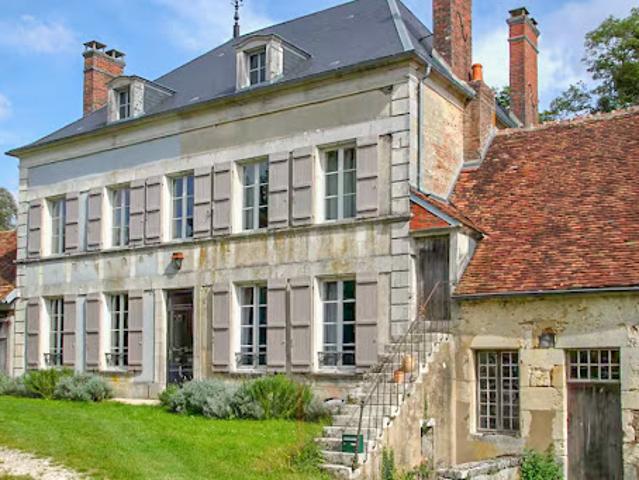 Maison avec piscine et jardin