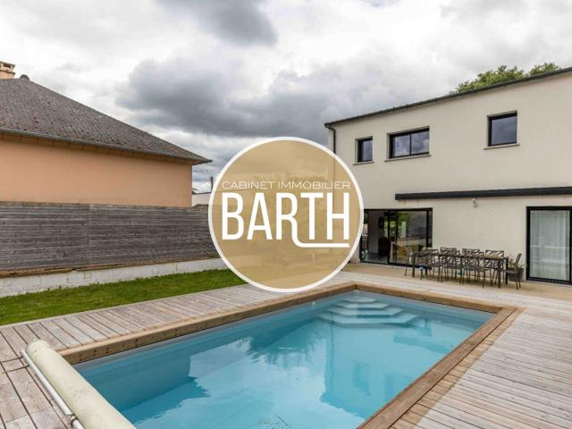 Maison contemporaine avec piscine, 5 chambres, 185 m2 185m² Vern sur Seiche