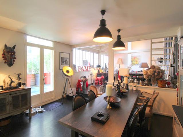Maison contemporaine avec terrasse
