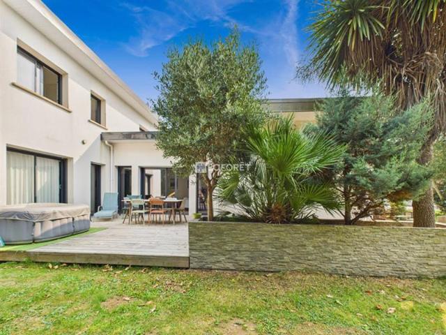 Maison contemporaine Combrit 5 pièce s 113 m2
