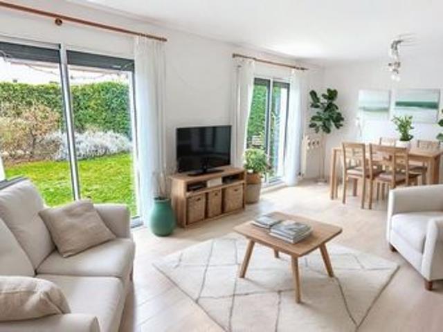 Maison contemporaine de 7 pièces