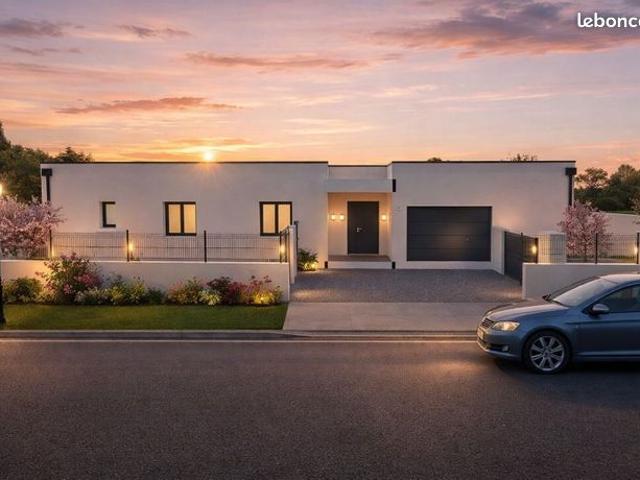 Maison contemporaine de 105 m² avec terrain viabilisé de 380 m² à Agde, proche de Sète et des plages