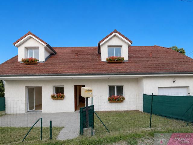 Maison contemporaine de 126 m2 habitables à Etrepigney