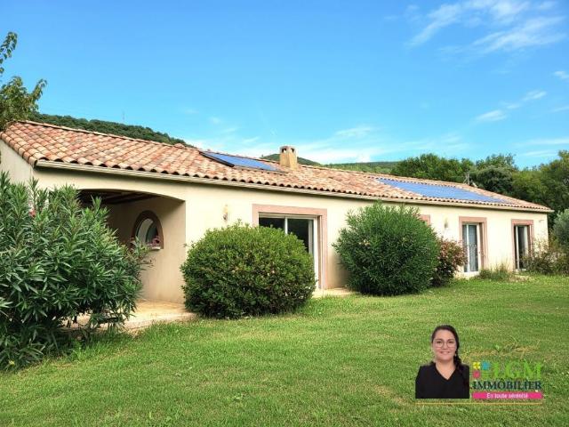 Maison contemporaine de 149 m², 4 chambres sur 1 000 m² de t. 149m² Saint Florent sur Auzonnet