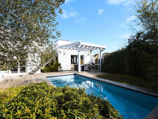 Maison Contemporaine de plain pied avec Studio Talence