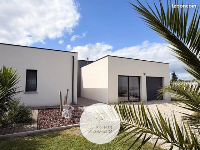 Maison contemporaine de plain pied 150m² | HENON