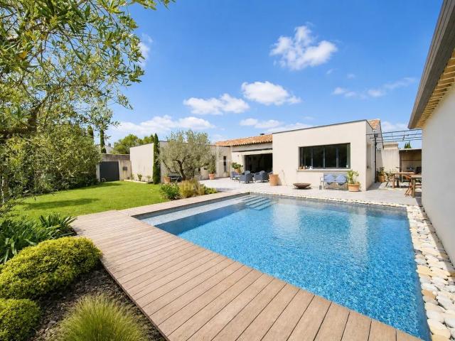 Maison contemporaine de plain pied 161m² Saint Rémy de Provence
