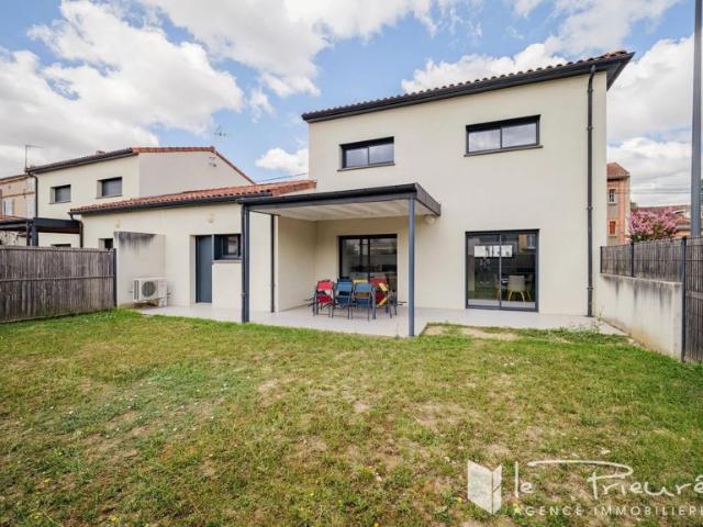 Maison contemporaine DPE A, 3 chambres, jardin et garage ? Quartier prisé d'Albi