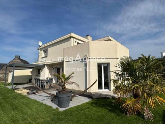 Maison contemporaine en plein centre de Plouzané