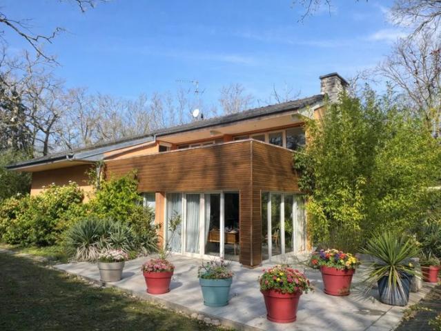 MAISON CONTEMPORAINE LAMORLAYE 8 pièce s 262 m2
