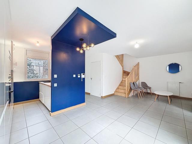 Maison contemporaine lumineuse jardin et Garage Villeurbanne