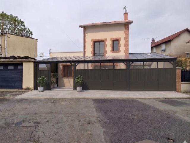 MAISON CORBY ROISSY