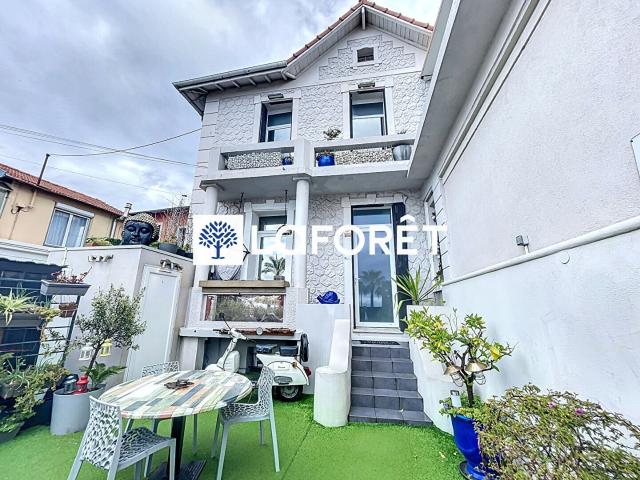 Maison Cagnes Sur Mer 7 pièce s 141.83 m2