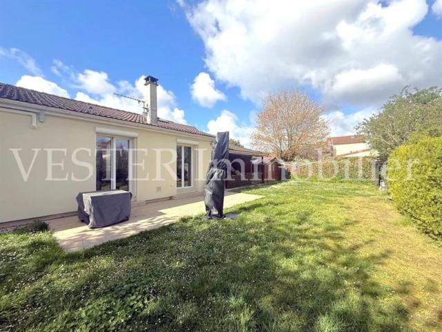 Maison calme, sans vis à vis avec 3 chambres et très agréable ja