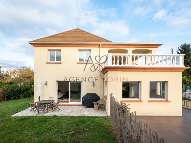 Maison Carrières sur Seine 310,06 m2 8 pièces