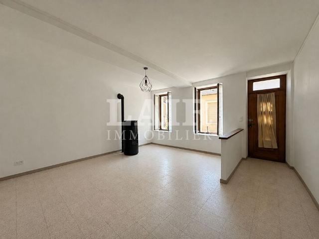 Maison centre Mamers 2 chambres avec cour, jardin et garage ? M15434