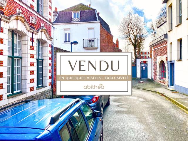 MAISON CENTRE ARRAS A RENOVER + GARAGES + JARDIN