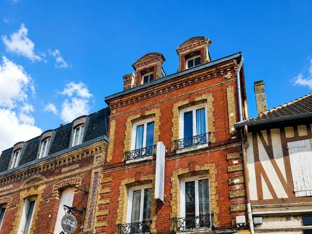 MAISON CENTRE BRIONNE A RESTAURER