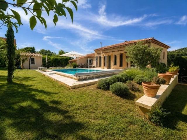 Maison centre village Alpilles Sud