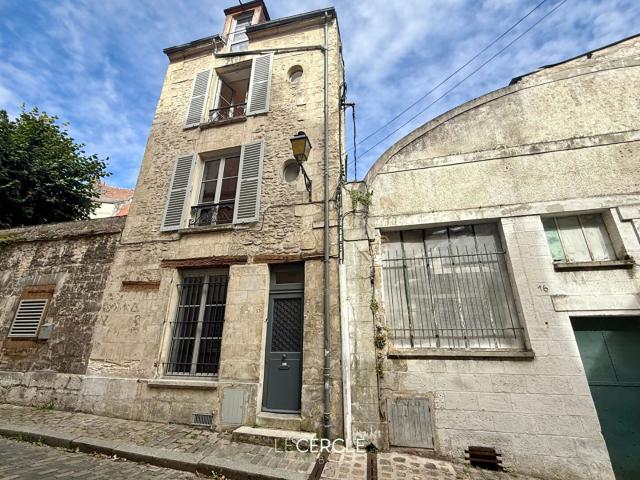 Maison centre ville de Senlis 6 pièces 145 m2