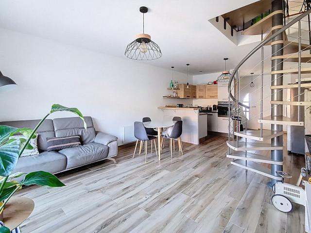 MAISON CENTRE VILLE THONON