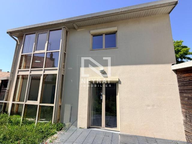 MAISON CHALON SUR SAONE !
