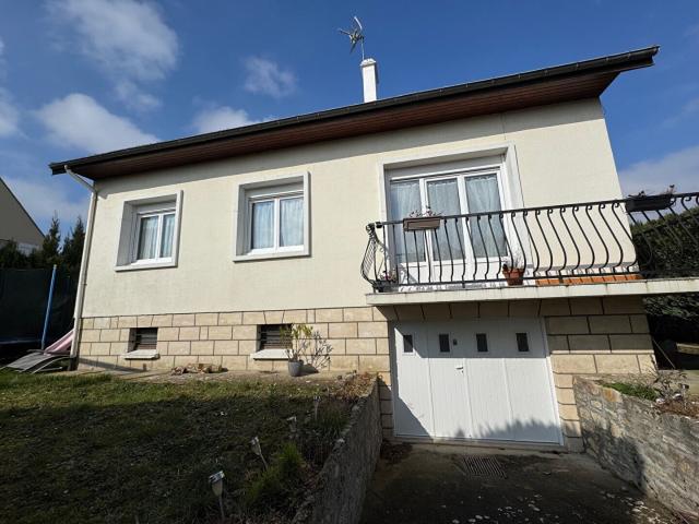 Maison Chamant 6 pièce s 112 m2
