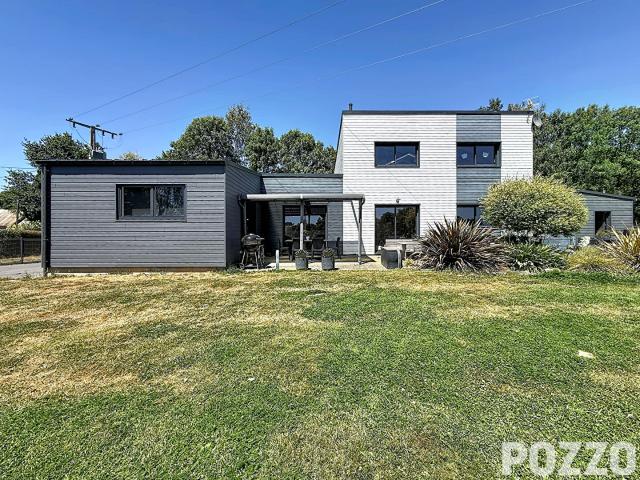 Maison Champcervon 6 pièce s 174.45 m2