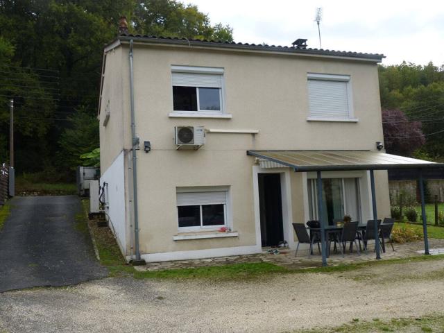 Maison Chancelade 4 pièce s 105 m2 avec garage et grand hangar