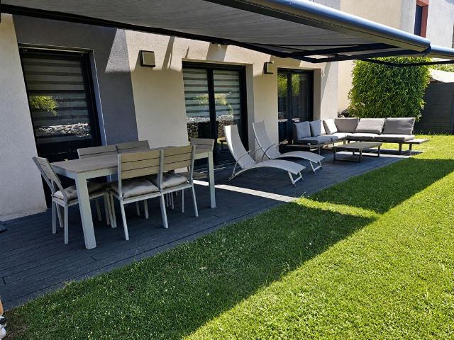Maison Chassieu 5 pièce s 120 m2