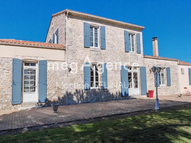 MAISON CHARENTAISE
