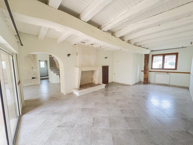 Maison charentaise 4 chambres proche Cognac