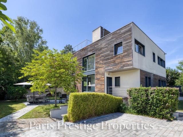 Maison Chatou / Le Vésinet 312m² 312m² Chatou