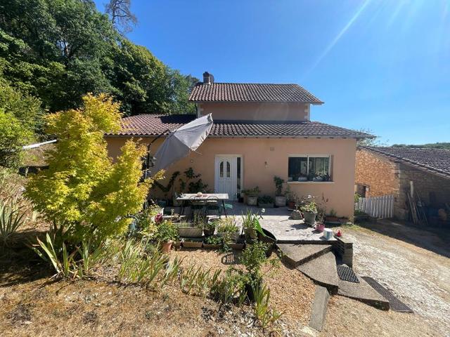 Maison Chateau L Eveque 4 pièce s 142 m2