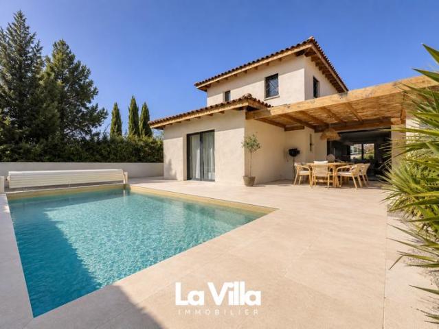 Maison Châteauneuf Du Pape 5 pièce s 126 m2