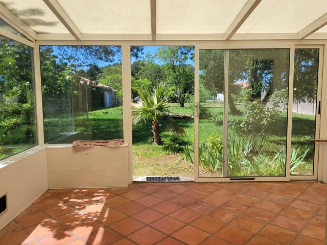 MAISON CHAUMES EN RETZ AVEC PISCINE