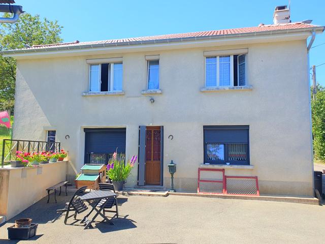 Maison Chauvirey Le Châtel 3 pièces 85m2 terrain 458m2