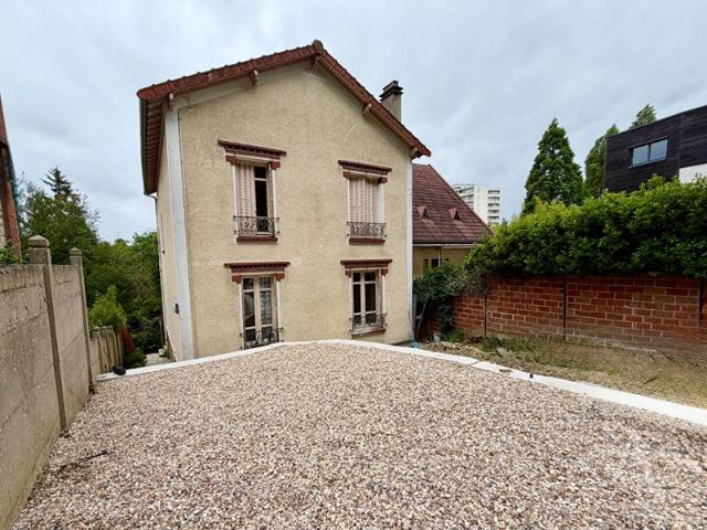 Maison Chaville 7 pièces 150 m2 4 chambres 460 m² terrain face foret