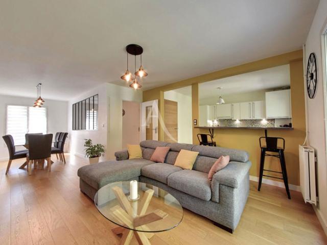 Maison Chevry Cossigny 5 pièces 94 m2 Classe énergie C