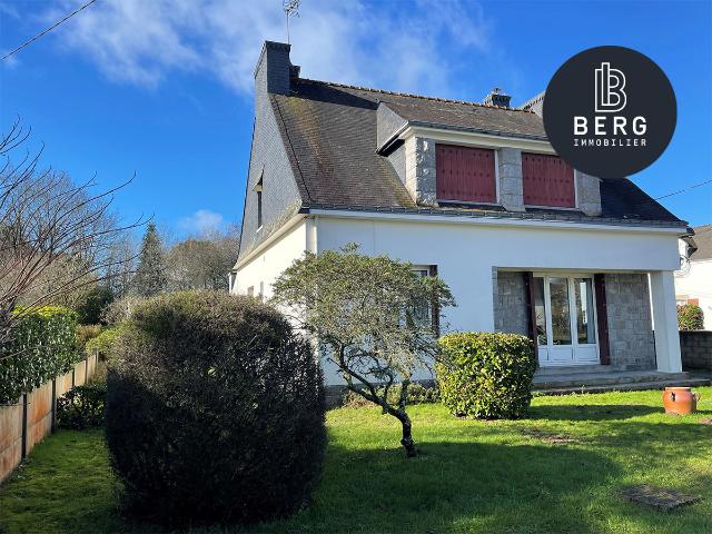 SOUS COMPROMIS Maison Ploemel A 500m du bourg