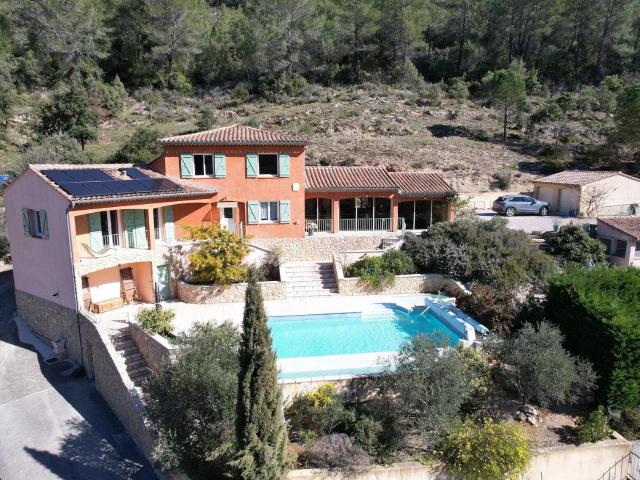 Maison A 10 Minnutes De Brignoles 197m² Brignoles