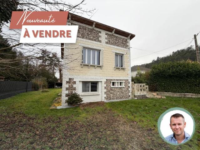 Maison à 10 mn de Bueil dans un village avec école et commer