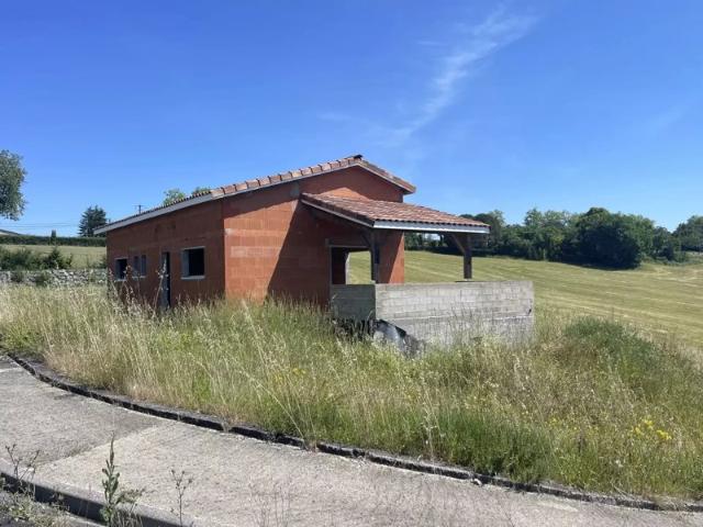 Maison à terminer à Aignan