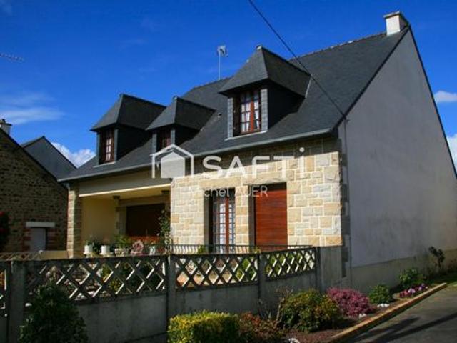 Maison à trés grand potentiel en centre bourg