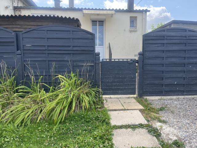 MAISON A USAGE D'HABITATION RESTAUREE BLANGY SUR BRESLE