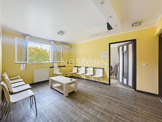 Maison à usage professionnel avec jardin 90 m² + 30m² 90m² Lamorlaye