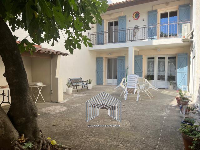 Grande maison de famille avec beaucoup de potentiel