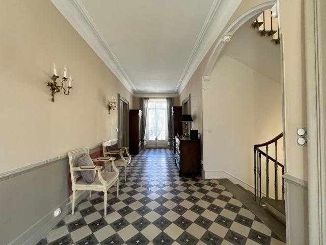 Corbières: Maison de Maître rénové avec 5 chambres et piscine!