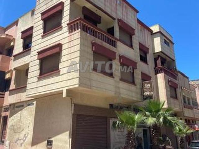 Maison à vendre 3 étages avec 4 garages