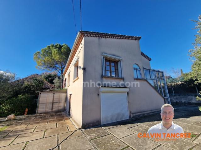 Maison à vendre 3 pièces 73 m2 1730 m² de terrain entièrement clôturé Alès 30100